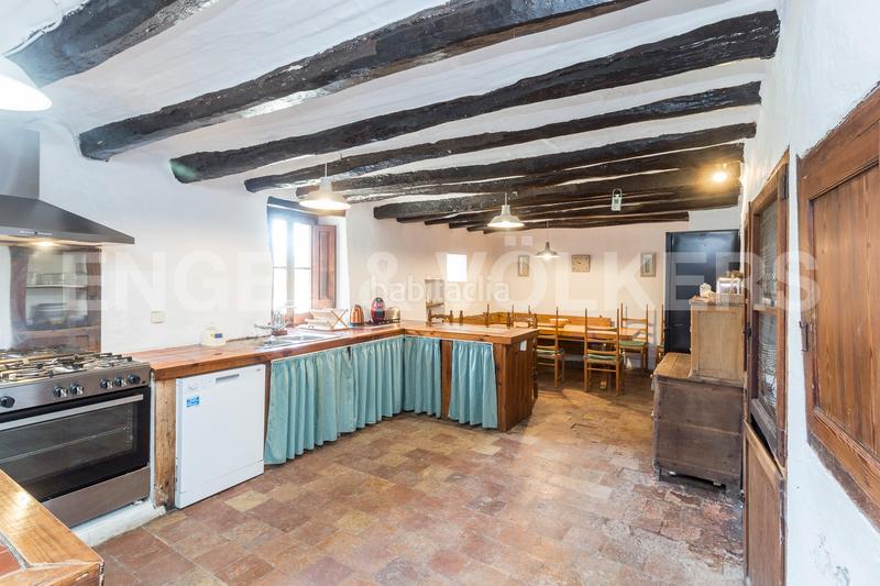 Foto 0d0a4471-6112-4353-9ddf-aac03fb9d53b. Edifici a Subirats