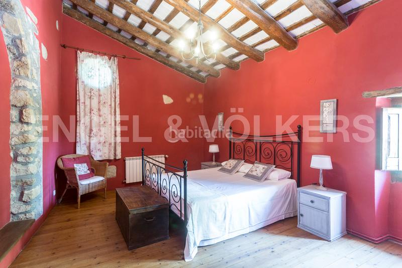 Foto 659fa7b4-7b48-49f5-9751-8fe2ae8c90d4. Edifici a Subirats