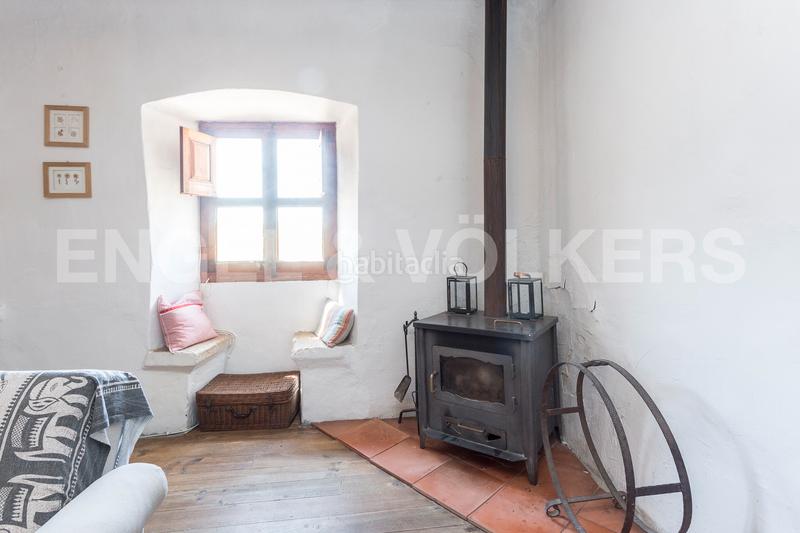 Foto 68051eff-2cba-47f8-910c-a99c7d6cacc8. Edifici a Subirats