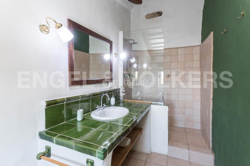 Foto 7d370158-0cfd-4f34-b2e3-636a175fe8a2. Edifici a Subirats