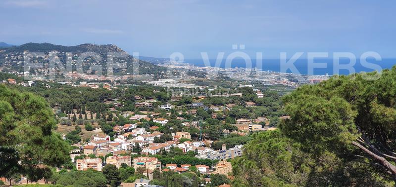 Foto f60f4207-00cc-4211-bd20-9caa1e47d2fd. Edificio in Premià de Dalt