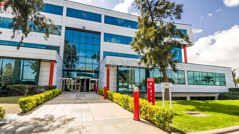 Foto 04de8ea7-77ae-4696-98c5-df1e6d7514f0. Rent office space with parking in Zona Industrial Prat de Llobregat (El)