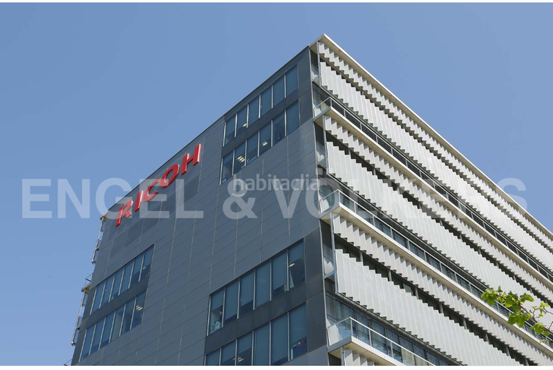 Foto fbdb5f95-3ca5-43e4-8180-62e9ae7ad3eb. Miete büro in Eixample Sant Cugat del Vallès