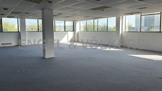 Miete Büro in Vilamalla. Oficina con increibles vistas en zona del aeropuerto el prat