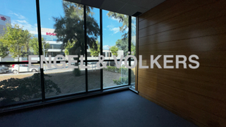 Rent Office space in Zona Industrial. Oficina en polígono de excelencia cerca del aeropuerto el prat
