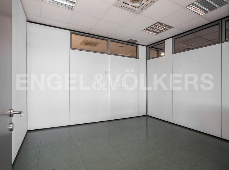 Foto 3b2694e3-570f-4a21-b123-904e48465dc9. Affitto ufficio in Zona Franca - Port Barcelona