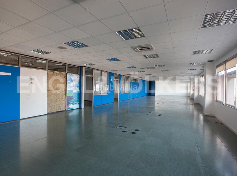 Foto 894f4325-aae9-4878-8059-eaac706f43ac. Affitto ufficio in Zona Franca - Port Barcelona