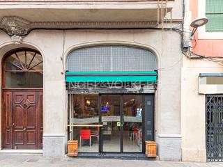 Business premise in Vila de Gràcia. Local en venta en vila de gracia