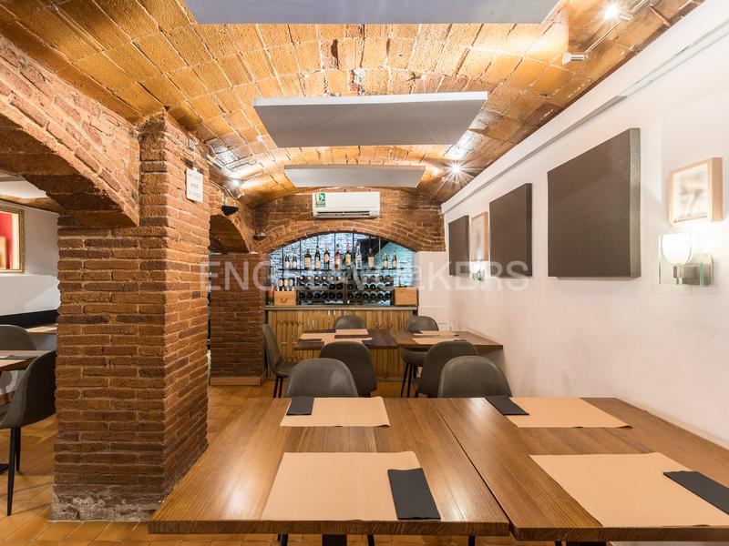 Foto 579bb332-ea74-42f7-93b6-7587cb6cc3e8. Local commercial dans Sagrada Família Barcelona