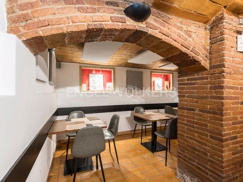 Foto 83af2833-5f2c-488e-8a71-7239c9ff2994. Local commercial dans Sagrada Família Barcelona