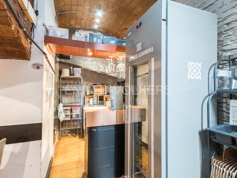 Foto f84030b2-493d-44f6-b157-5b918333b939. Local commercial dans Sagrada Família Barcelona