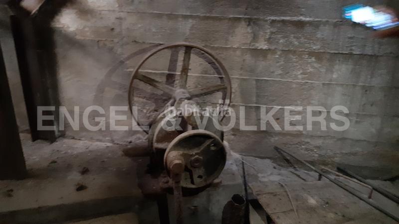 Foto 102939a6-bd62-4fd1-8881-4b40ab987a51. Wohngrundstück in Barri Antic Manresa