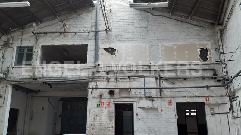 Foto 78eb3420-2711-4c78-acea-d7abad1e5025. Wohngrundstück in Barri Antic Manresa