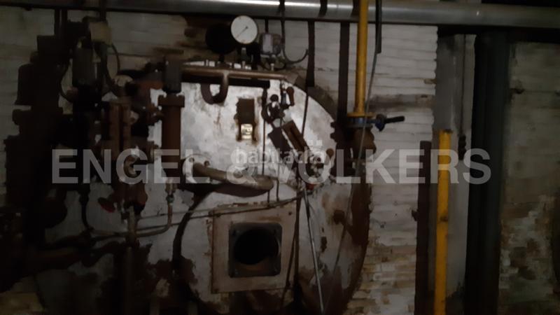 Foto 9c6b572c-1482-432e-8b4e-da5972313cad. Wohngrundstück in Barri Antic Manresa