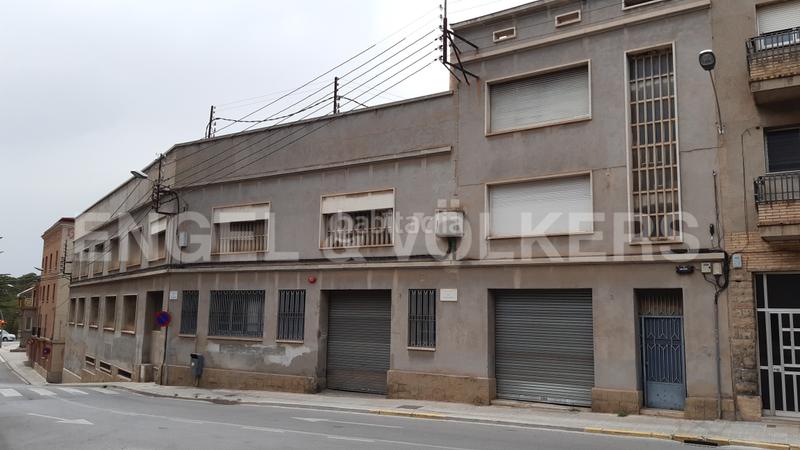 Foto b110a69b-c01e-4a68-b1ba-fbab3a8e01c7. Wohngrundstück in Barri Antic Manresa