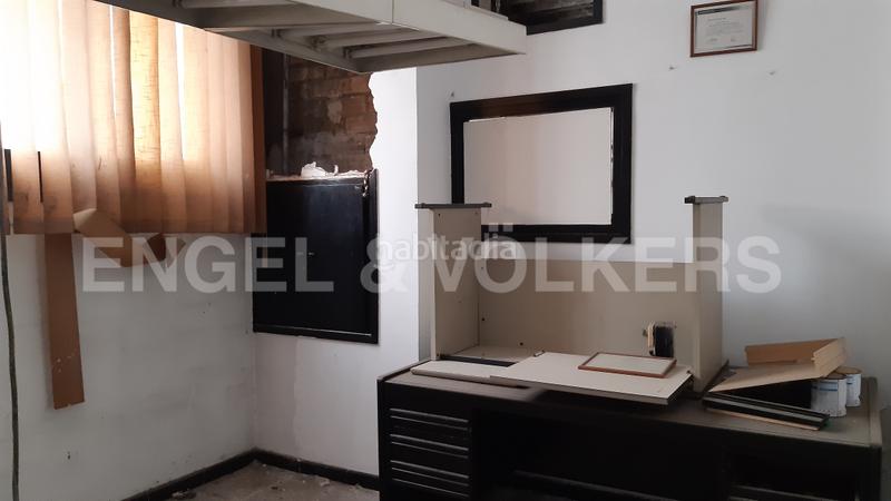 Foto b6a73890-2dbb-4ac2-9ade-5310f30671d5. Wohngrundstück in Barri Antic Manresa