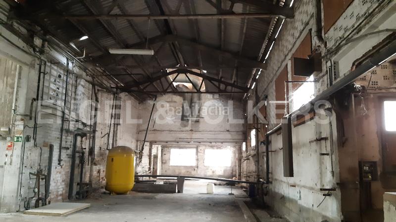 Foto d971dd3d-c035-4d06-9740-006b65bf6509. Wohngrundstück in Barri Antic Manresa