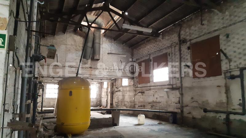 Foto f3cff006-2e8d-408b-9370-094e7e78608d. Wohngrundstück in Barri Antic Manresa