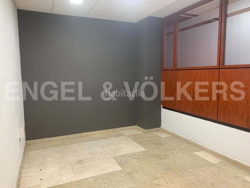 Foto 76d61bfe-c82a-4d9e-8628-235f62c130e0. Oficina a Putget - Farró Barcelona