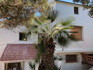 Edifici a Nord. Masía en vilanova i la geltrú