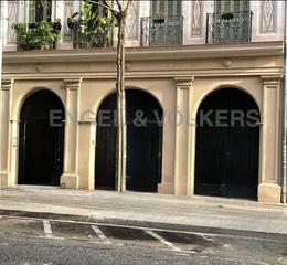 Lloguer Local Comercial a Fort Pienc. Bonito local en roger de flor 100