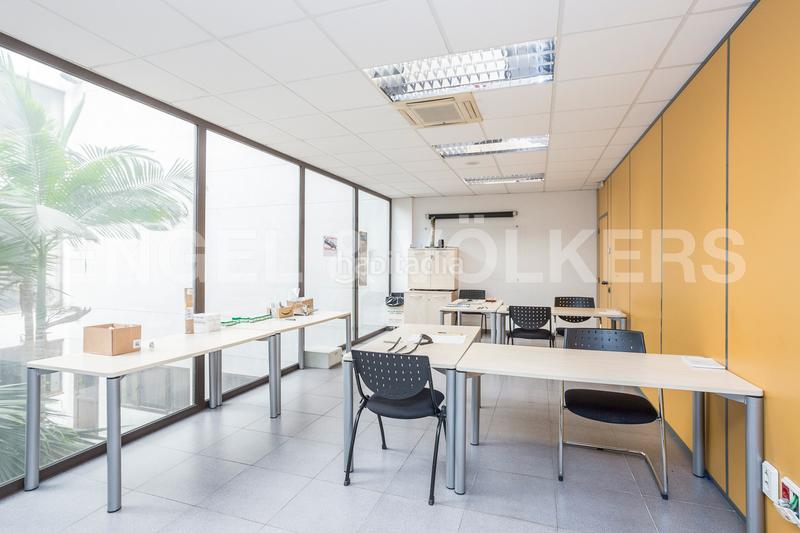 Foto 146d3430-9cce-45bd-885f-cc8d7d523f28. Location bâtiment à usage industriel dans Zona Industrial Barberà del Vallès