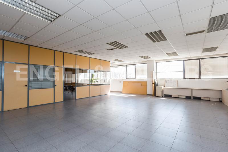 Foto 4f59c65d-d7b1-44ef-af6f-7531e9146615. Rent industrial building in Zona Industrial Barberà del Vallès