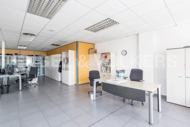 Foto 5cce6895-743a-4d31-b5b6-77e6369434d7. Rent industrial building in Zona Industrial Barberà del Vallès