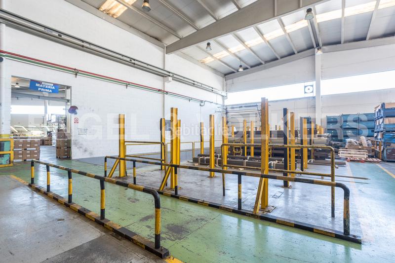 Foto ae02ad62-7ddd-4c6f-93c5-d71e7206d908. Rent industrial building in Zona Industrial Barberà del Vallès