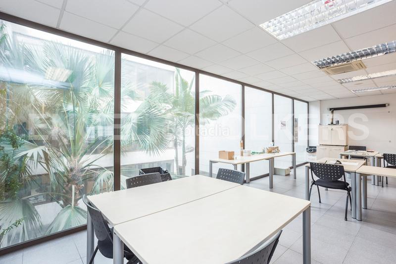 Foto e4c7149e-e0d3-4d39-a7dd-ed9f5425381f. Rent industrial building in Zona Industrial Barberà del Vallès