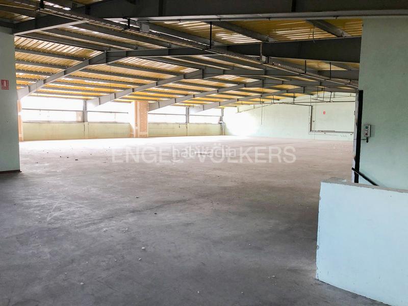 Foto 57078e28-648f-40bd-acb0-0b3a7f8558e0. Nave industrial nave en venta les comes, en Polígon Industrial Igualada