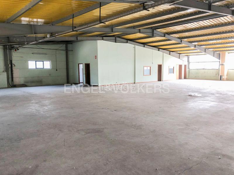Foto 97bbdc9f-8449-487d-a76c-c28f01be9436. Nave industrial nave en venta les comes, en Polígon Industrial Igualada