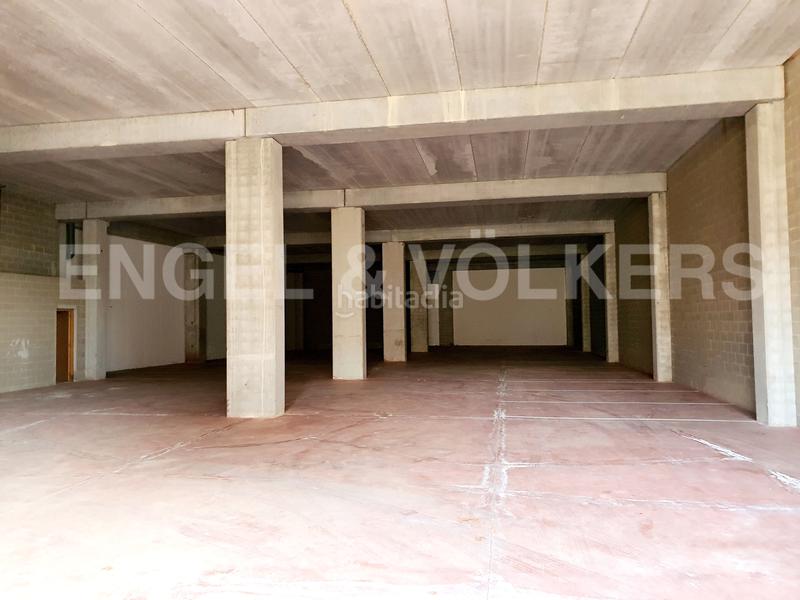 Foto 7da4619b-943f-4ae1-ad7b-978a4136c159. Nau industrial a Montigalà Badalona