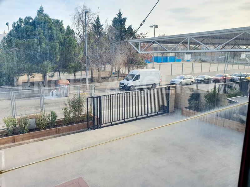 Foto f8daa62e-c39e-43f1-bec0-67019a99aa2f. Nau industrial a Montigalà Badalona