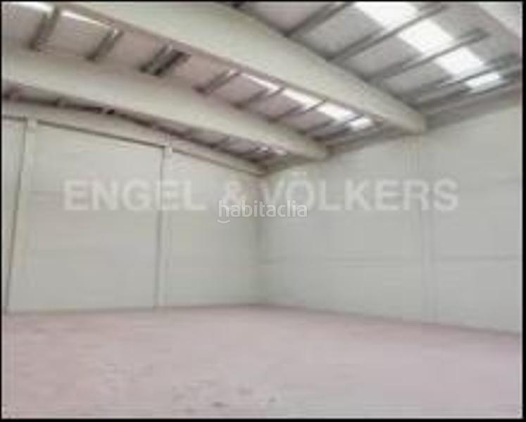 Foto add9390e-9cb9-4254-a9f3-d4f7263f32e1. Rent industrial building in Zona Franca - Port Barcelona