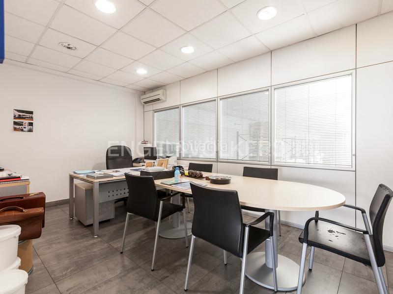 Foto 15366b53-6616-4616-963f-778099e10ace. Nau industrial a Monistrol de Montserrat