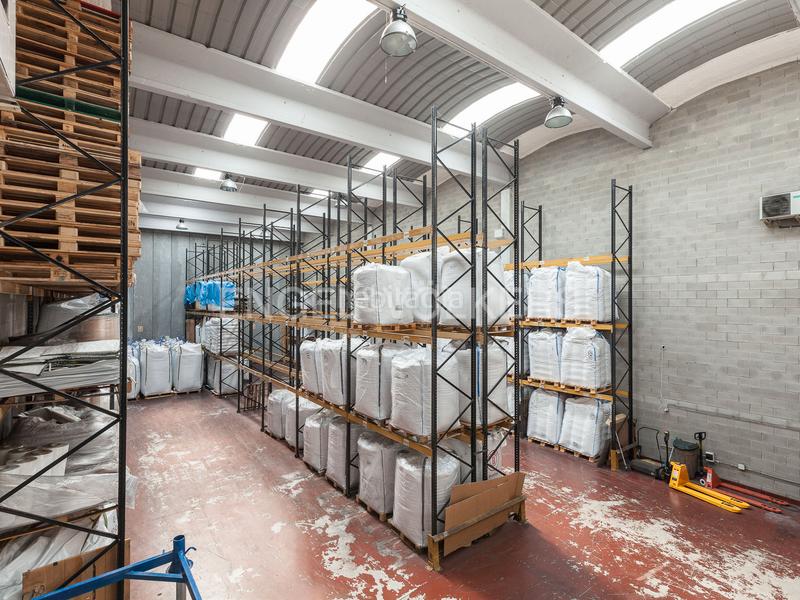 Foto 31e2b9e4-deaf-47f7-8002-152d91cd10b1. Nau industrial a Monistrol de Montserrat