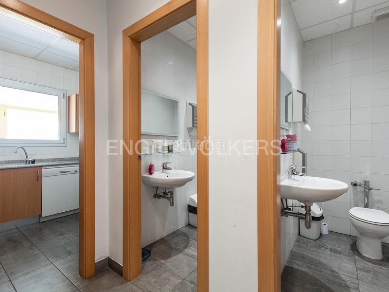 Foto e592d9c0-c12c-42d7-bc83-f5435b80fa66. Nau industrial a Monistrol de Montserrat