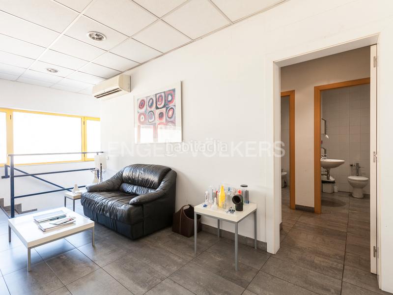 Foto fe507007-0c20-4084-842a-5d02c603f026. Nau industrial a Monistrol de Montserrat