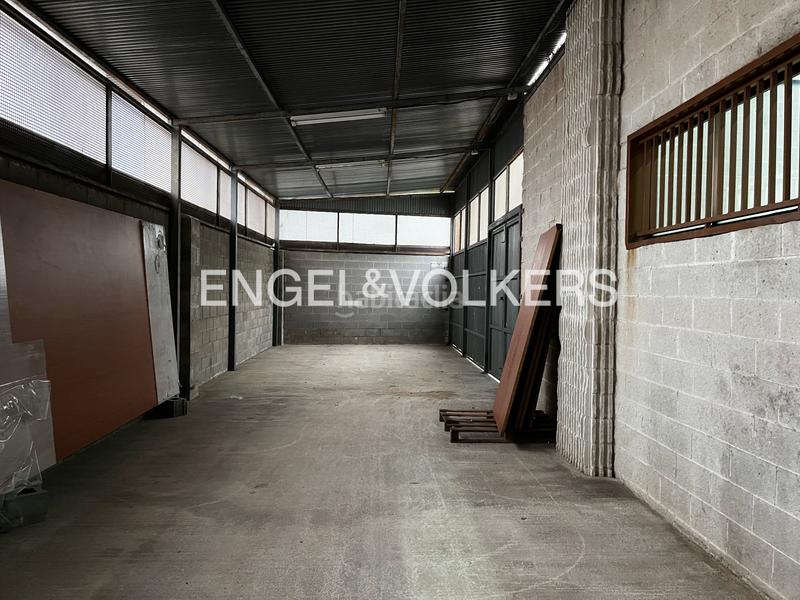 Foto 5ad20ca6-81f6-4c24-9312-d46672e6d0c8. Nave industrial  en n 150 km 2.6 en Montcada i Reixac