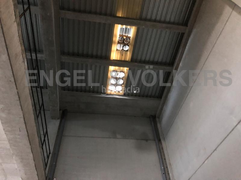 Foto 8ca0ddb2-4dc6-43a1-a2dc-bbfa6a47b28f. Capannone industriale in Sant Vicenç de Castellet