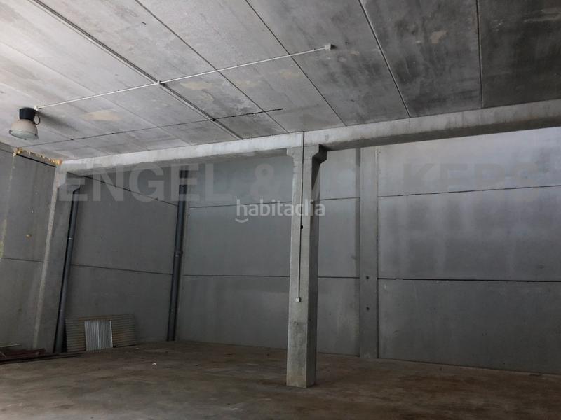 Foto acda9fad-a7e4-4d14-8c27-05afa849cfb4. Capannone industriale in Sant Vicenç de Castellet