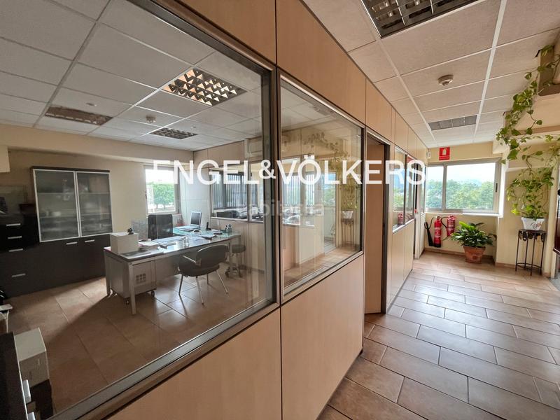 Foto ec9ff1d7-e6b6-4a9e-b6e4-9c01c4ef146f. Industrial building in Mas Rampinyo - Montcada Nova - Carrerada Montcada i Reixac