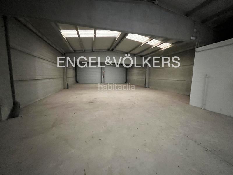 Foto b1b7022c-f058-43c2-bb07-c3f212d825b6. Bâtiment à usage industriel dans Mas Rampinyo - Montcada Nova - Carrerada Montcada i Reixac