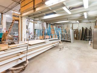 Nau industrial a Centre-Can Nadal. Nave industrial en sant feliu de llobregat de 2.000 m2