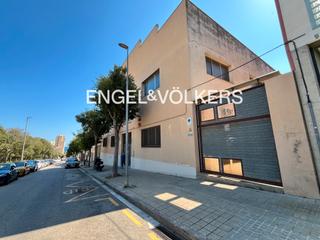 Lloguer Nau industrial a Eixample. Nave en alquiler en mataró