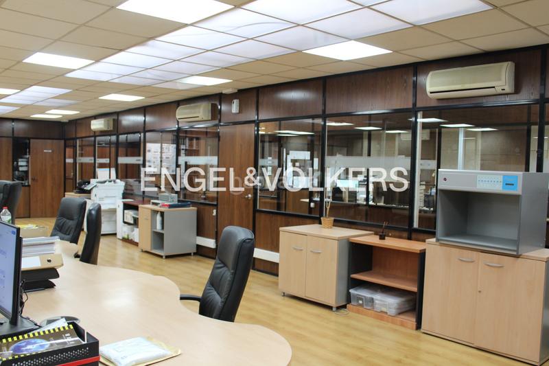 Foto 21ba03f1-dadf-44c2-b17a-4e4b34f3eab6. Capannone industriale in Mas Rampinyo - Montcada Nova - Carrerada Montcada i Reixac