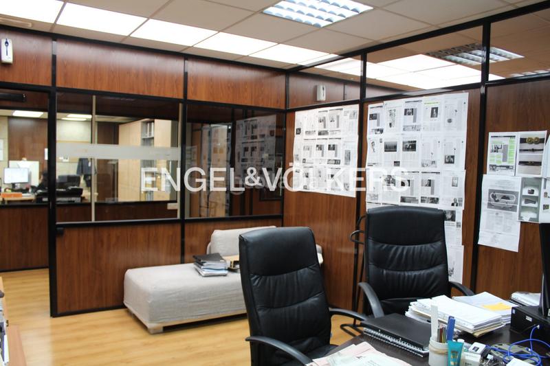 Foto 881053d5-b4f7-4fde-a98d-6cfdacf38e8b. Capannone industriale in Mas Rampinyo - Montcada Nova - Carrerada Montcada i Reixac