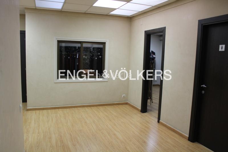 Foto 9304e794-1d25-490c-a0f3-780029fdc9cf. Capannone industriale in Mas Rampinyo - Montcada Nova - Carrerada Montcada i Reixac