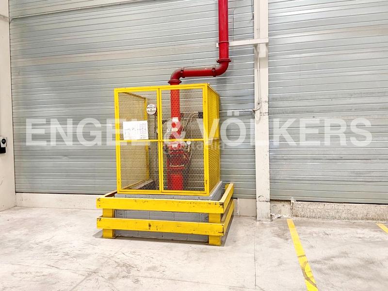 Foto ab6db481-7a1e-4080-a55e-7bc733eea07d. Alquiler nave industrial parque logístico en Valls